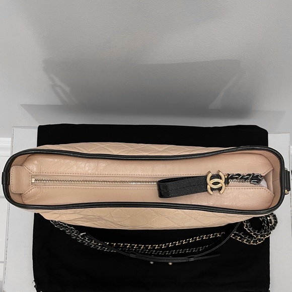 Chanel Large Gabrielle Bag - Picture 3 of 8